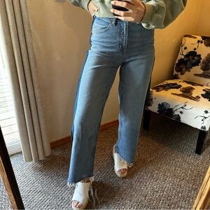 GAP High-Rise Wide-Leg Crop Blue Jeans